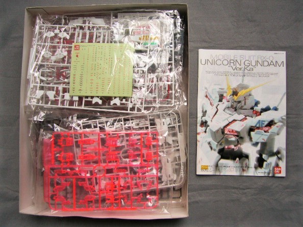 バンダイ MG ユニコーンガンダム Ver.Ka +おまけ 【公式通販】