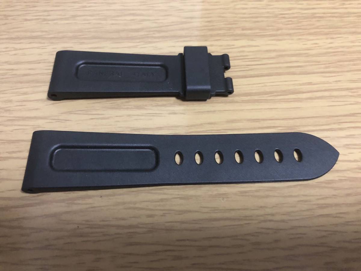 新品未使用 純正 PANERAI パネライ ラバーベルト ブラック22mm 未使用