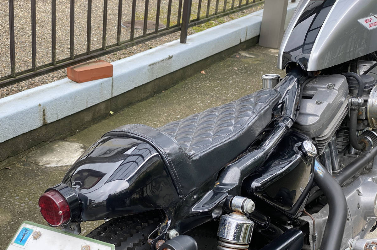 ワンオフ シートカウル スポーツスター XL 883 1200 トラッカー ボバー 
