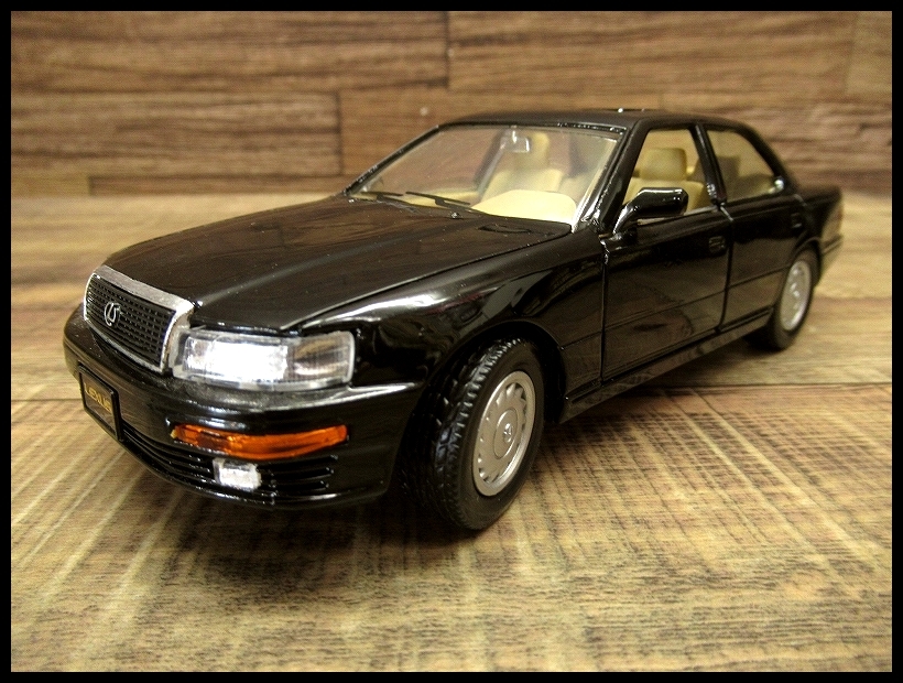  TOYOTA トヨタ LEXUS LS400 レクサス 1/24スケール サンプル ミニカー フィギュア セルシオ CELSIOR SIOR トイ おもちゃ 黒(乗用車)｜売買されたオークション情報、yahooの商品情報をアーカイブ公開 - オ 乗用車