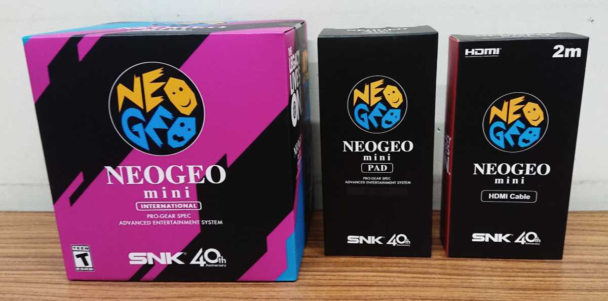 早く買お 新品未開封☆NEOGEO mini international☆NEOGEO mini PAD(黒
