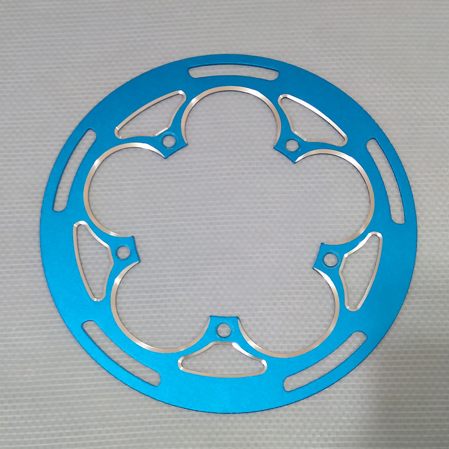 バッシュガード オマケ付き ブルー Pcd130 50t 51t 52t 53t くらい チェーンリング 売買されたオークション情報 Yahooの商品情報をアーカイブ公開 オークファン Aucfan Com