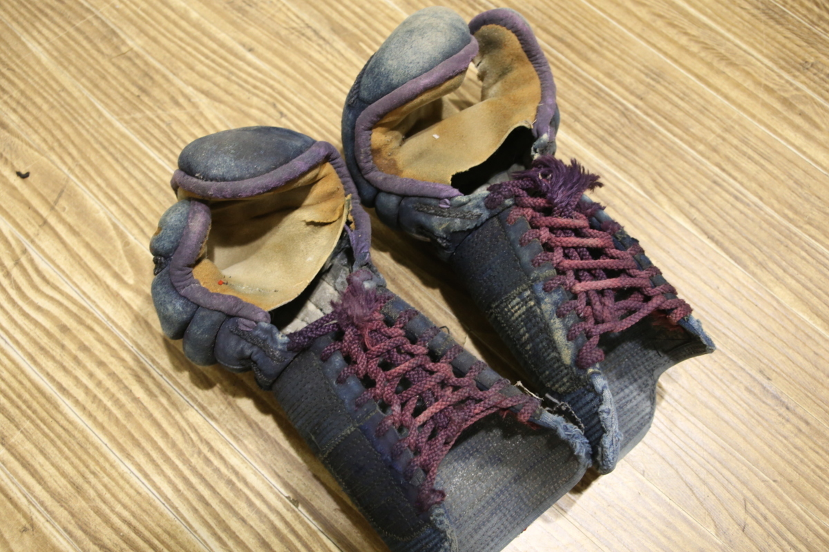 剣道 胴 面 小手 防具 道着 防具袋 防具セット 一式 メルカリ 袴 （甲手）垂れ - 垂れ | 剣道の防具キャリーの選び方｜移動手段で選ぶ失敗しない比較ガイド