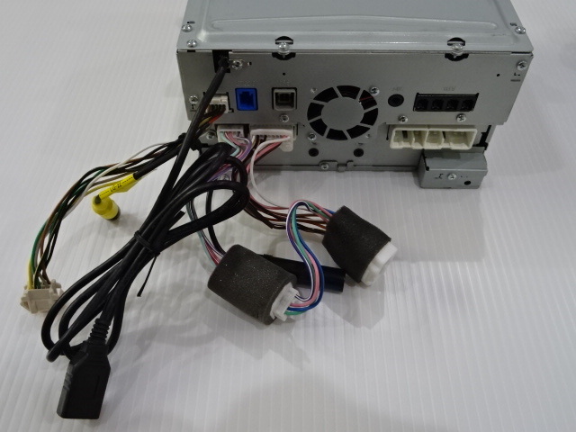 ダイハツ純正　 メモリーナビ　NMZK-W70D 2019年 ダイハツ純正 NMZK-W70D 2019年第01版 7インチワイド メモリーナビ