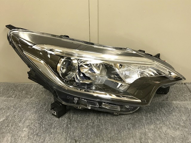 HE12ノートプロジェクターヘッドライト 本体 右側 ノート E12/NE12/HE12 後期 LED 純正 右ヘッドライト/右ヘッドランプ