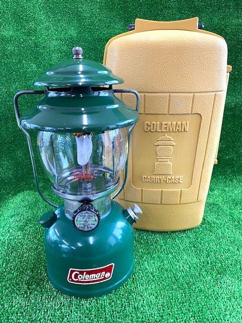 定番，本物保証 な一品 ワンマントルランタン Coleman/200A700 コールマン 83年5月製 ホワイトガソリン 札幌市 拓1133A(ホワイトガソリンランタン)｜売買されたオークション情報、yahooの商品情報をアーカイブ公開 ホワイトガソリンランタン
