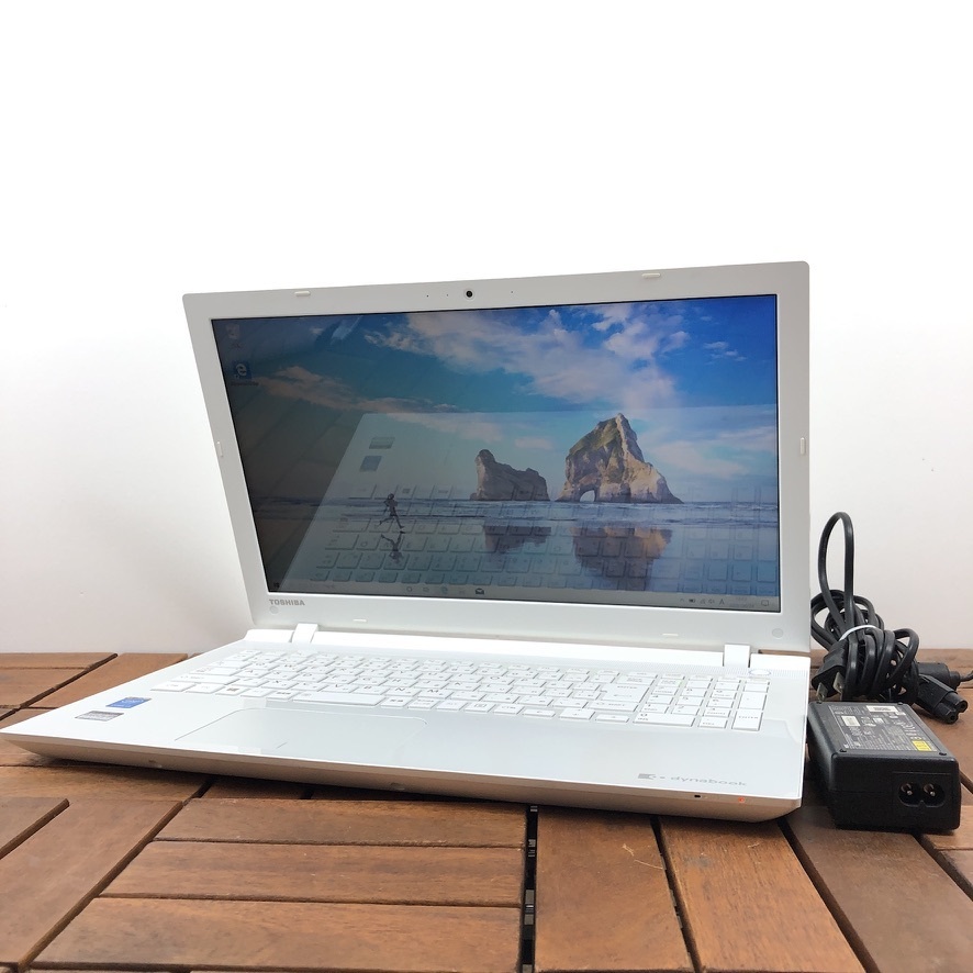 TOSHIBA dynabook ☆ ノートパソコン 本体/CXW/47HW 15.6型Cシリーズ