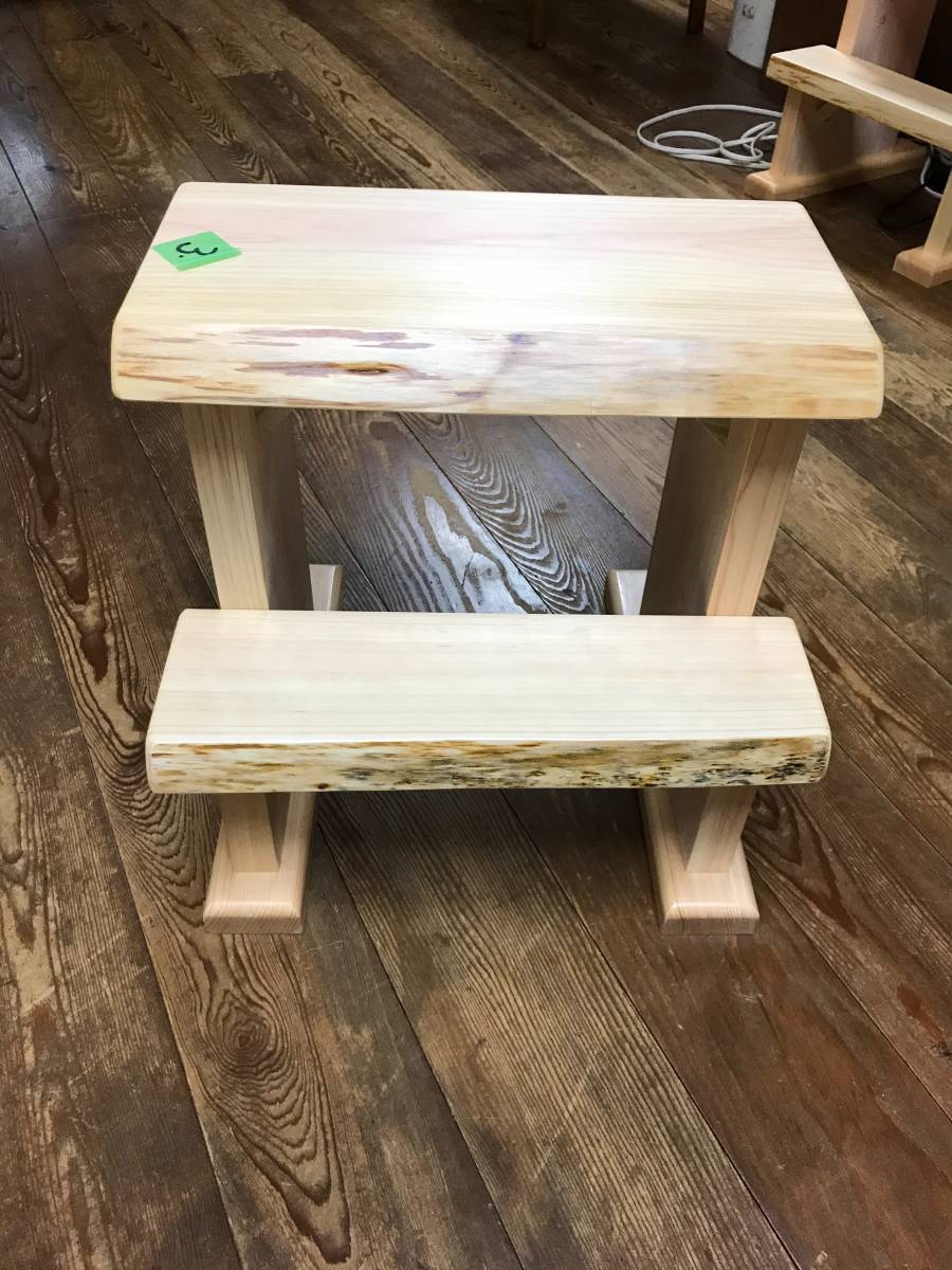| 木製看板 45cm × 90cm A型看板 国産ひのき a 薪一 (kika001) 縦タイプ（レーザー彫刻） 木になる看板 送料無料 広告面 看板DIY杉野地板で回転式看板！ステンシル＆ブライワックス塗装！！！Vol.21 DIYみんなで手作り！立派な栗の木に看板を設置しました。