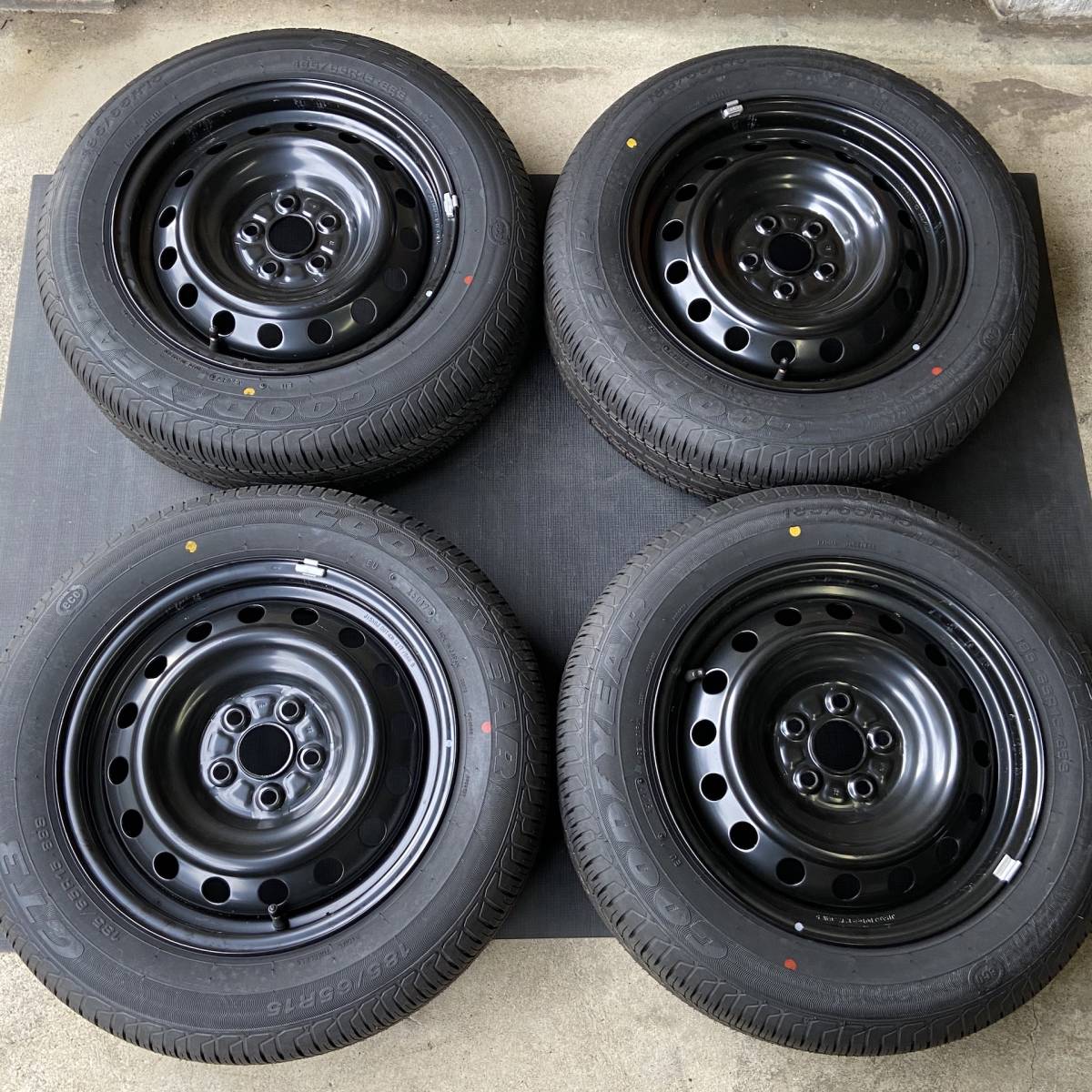 新品，定番人気 2017年 新車外し 185/65R15 プレミオ 純正