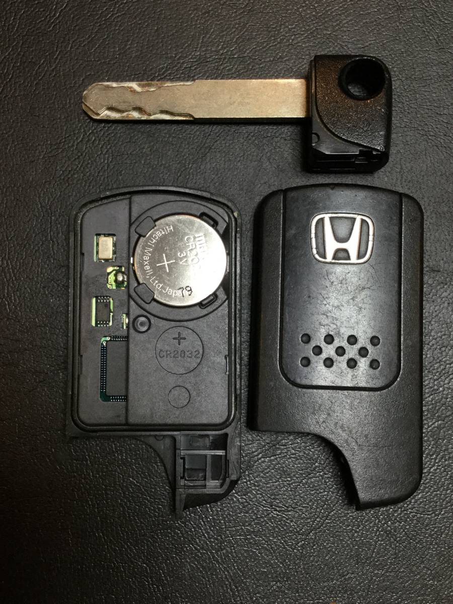 HD7033 送料全国180円 ホンダ スマートキー キーレス 4つボタン 4B