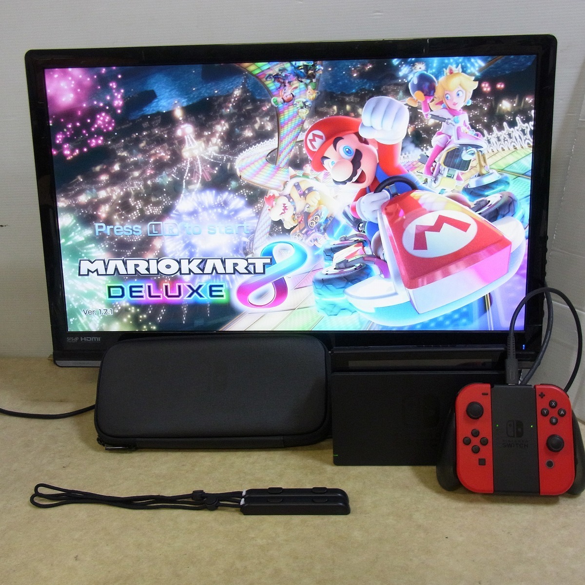 NSW ニンテンドーSWITCH スイッチ 本体 旧型 + Joy-Con レッド (L)/(R