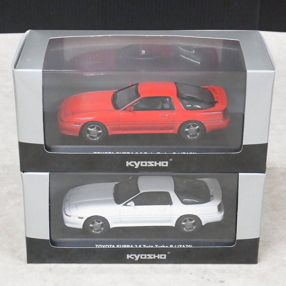 京商 1/43 トヨタ スープラ 2.5 ツインターボ R ホワイト/レッド 計2台