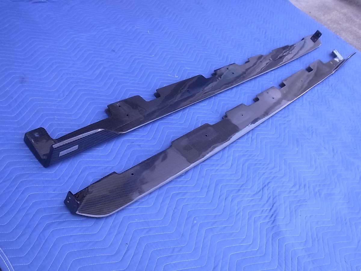 【TOM'S】レクサスGSF トムス カーボンサイドディフューザー 左右セット トムス TOM'SレクサスGSF カーボンサイドディフューザー 左右 | 車用