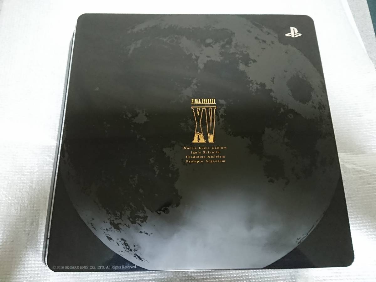 PlayStation 4 FINAL FANTASY XV LUNA EDITION / PS4 本体