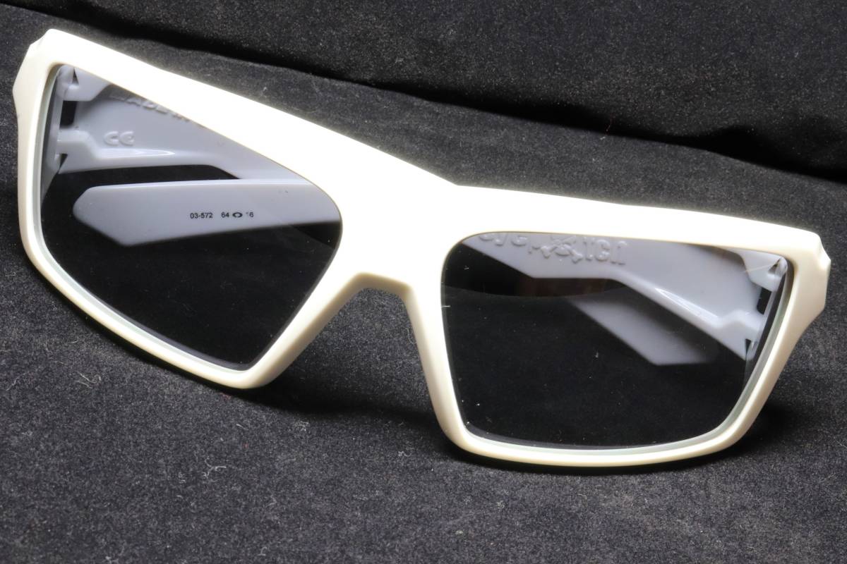 Eyepatch Oakley by eyepatchアイパッチ。OAKLEYオークリー生産終了 