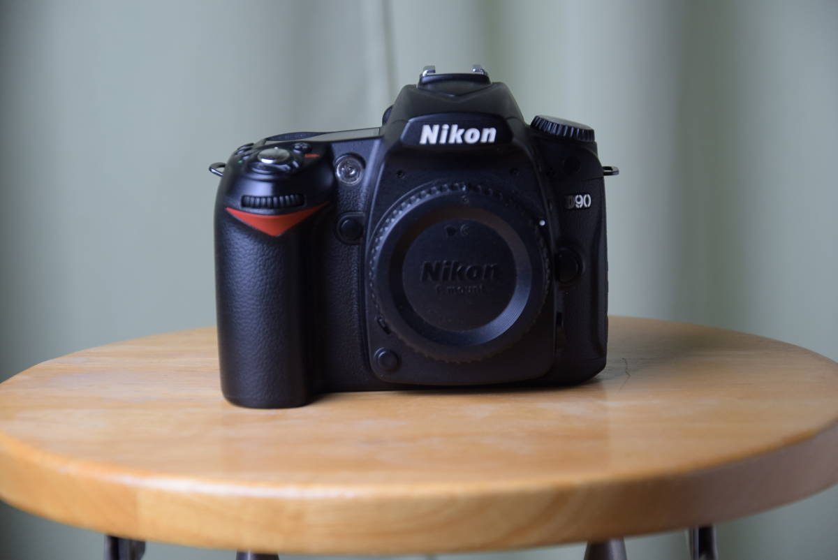 D90 Nikon : デジタル一眼レフカメラ | ニコン DX AF-S Electronics 