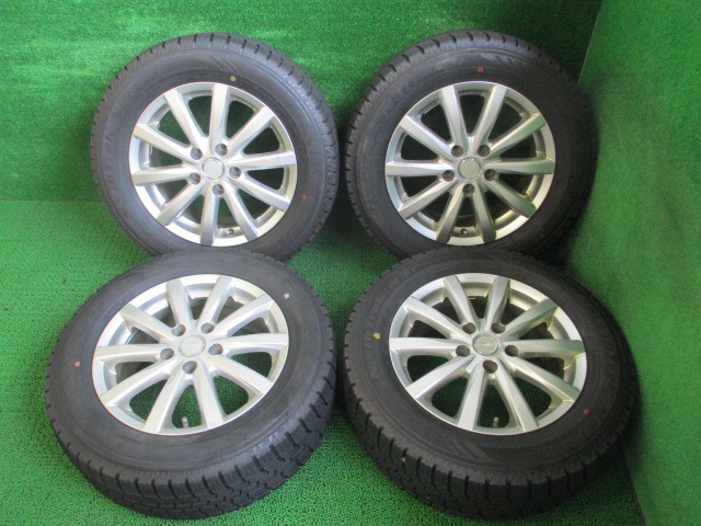 エスティマに North Trek N3i 215/60R16 社外ホイール付バリ溝タイヤ4