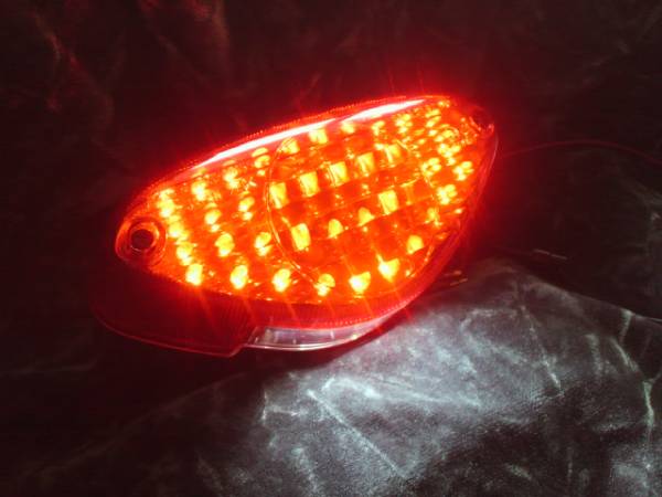 | ギャングパーツeショップ W400&frasl;W650&frasl;W800用テールランプブラケット w650 LEDテールランプキット w800 w400 K3&frasl;メグロK3用LEDテールユニット むげ's shop by W400&frasl;W650&frasl;W800&frasl;MEGURO スモークの通販 LED Custom W800に適合する｜テールランプの商品一覧｜バイクパーツ・用品の総合