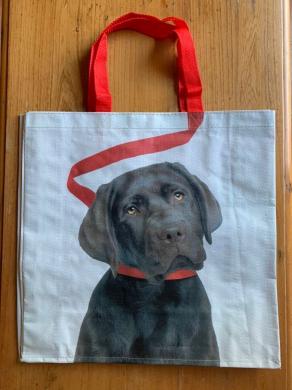オランダ Esschert Design エコバッグ ラブラドールレトリバー犬 首輪からの赤い紐がバッグの取っ手 エコバッグ 売買されたオークション情報 Yahooの商品情報をアーカイブ公開 オークファン Aucfan Com