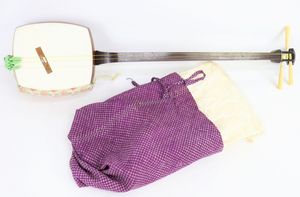 琴 三味線のYahoo!オークション(旧ヤフオク!)の相場・価格を見る 