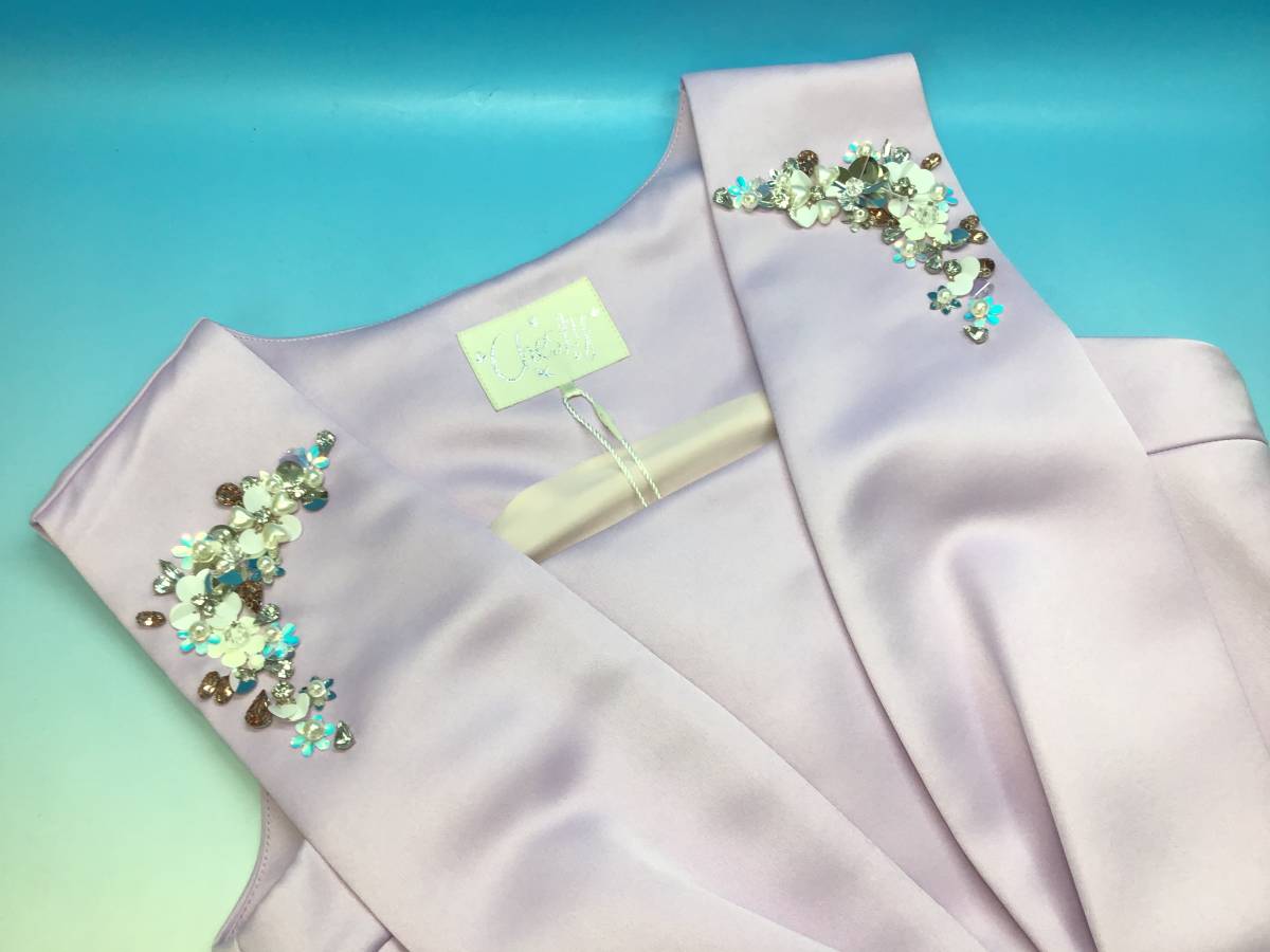 品質一番の Chesty 美品 チェスティ アイコニックビジュー ワンピース ひざ丈ワンピース Easy Fit It