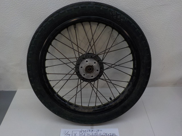 st250 グラストラッカー ポルディ用フロントアルミホイール中古 X○○グラストラッカー250 純正フロントホイール（18×1.85）ボルティー