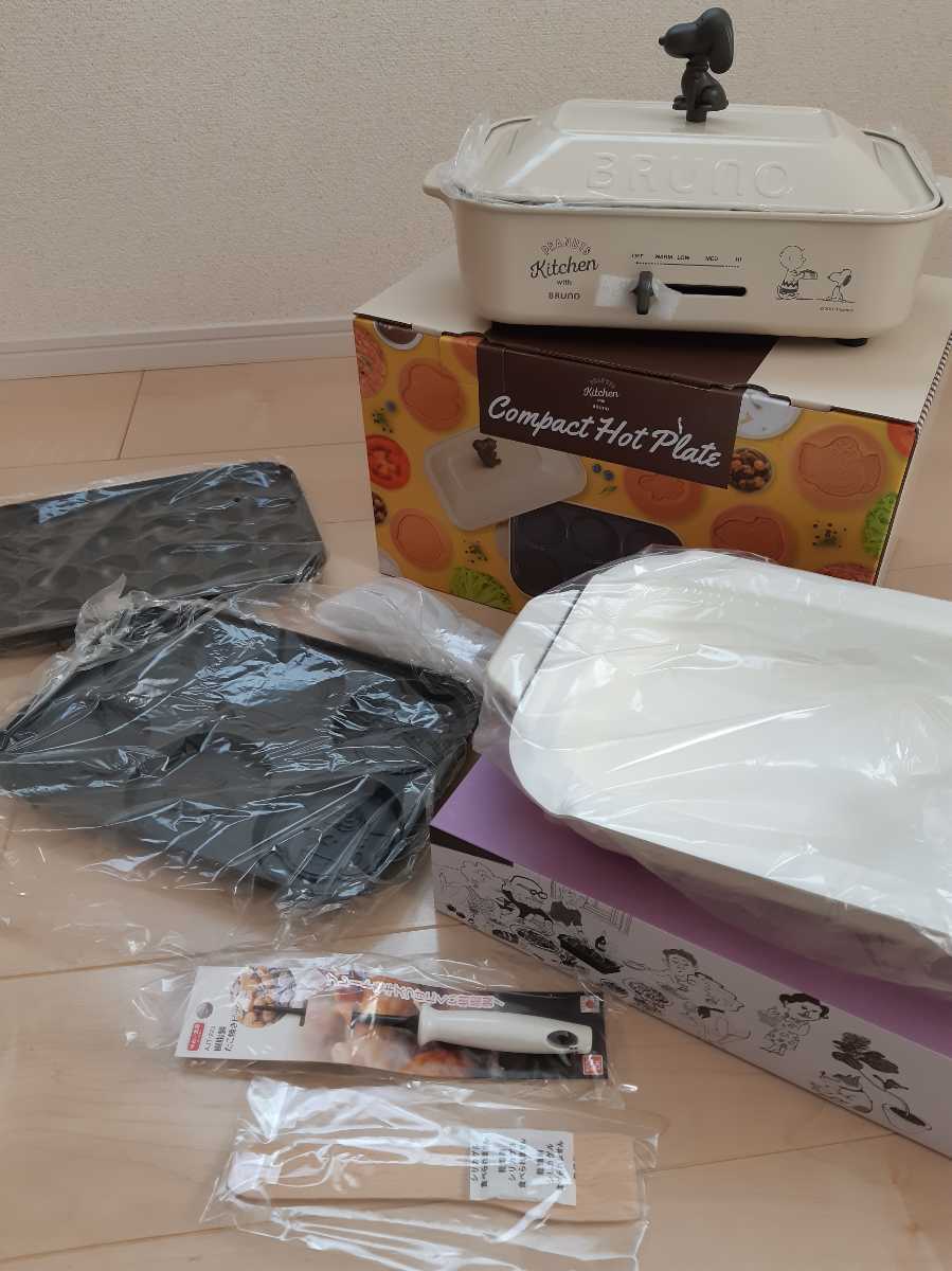 ブルーノ　コンパクトホットプレート　スヌーピー　たこ焼き　パンケーキ　ホットプレート　セラミックコート鍋
