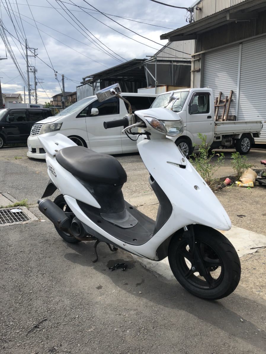 りょう出品 春のトレンドカラー新作 埼玉県川口市発ヤマハ ジョグZR