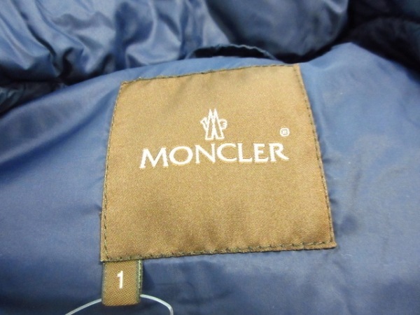 MONCLER ホワイト ロゴマーク コミックタグ ダウンベスト サイズ1 楽天