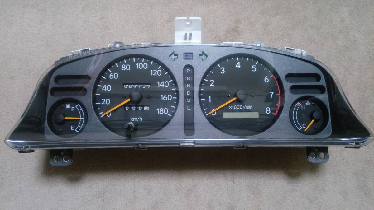 スプリンターカリブ　4A-FE スピードメーター　AT用　AE111 AE110　距離69739km　送料無料　カローラ　スプリンター