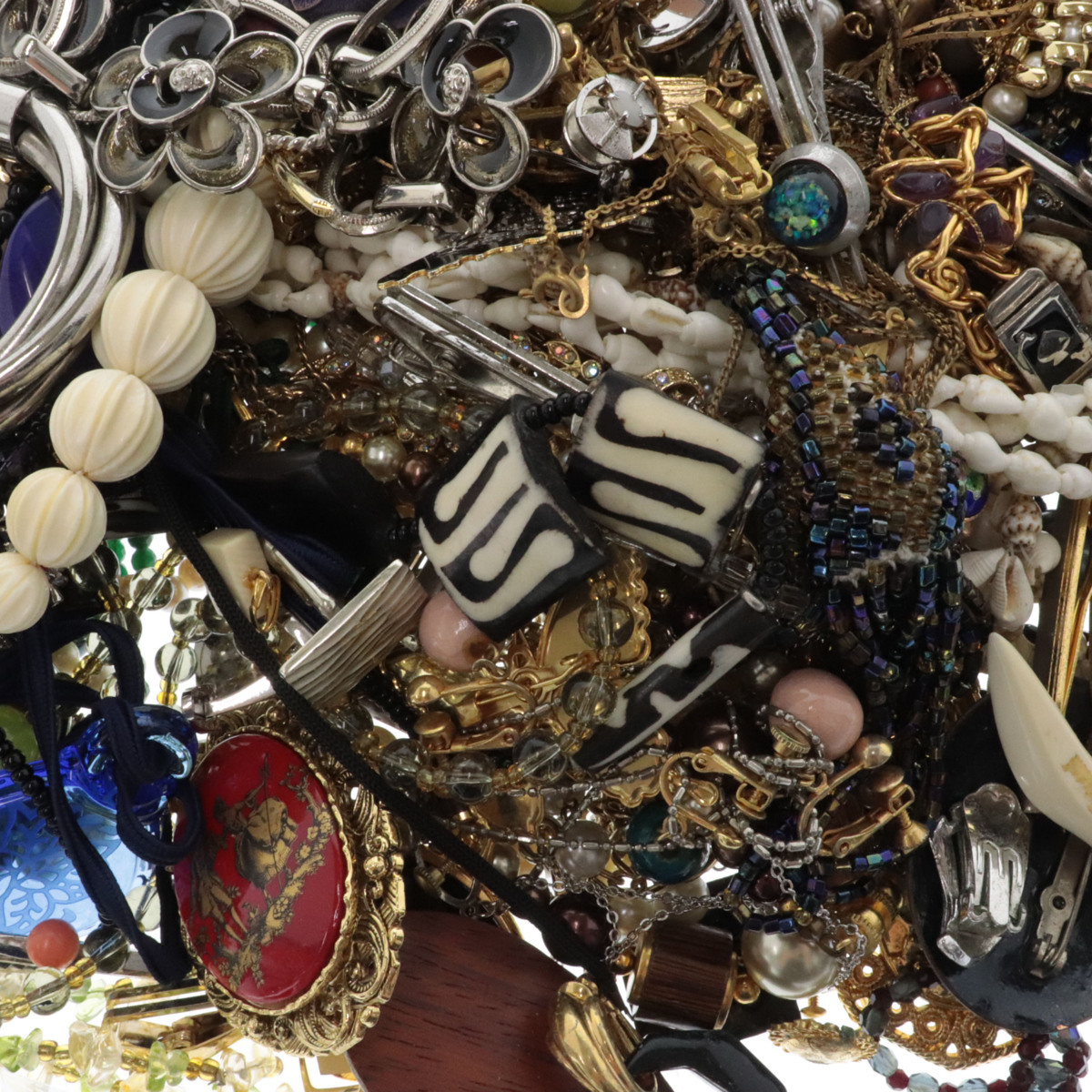 ジャンク アクセサリー ネックレス ブローチ イヤリング パール 大量