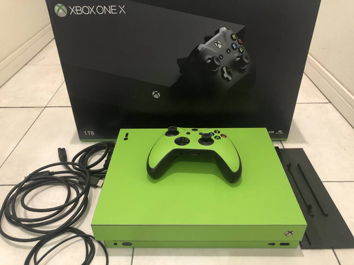 オンラインストア人気 Microsoft XBOX One X 1TB 本体 マットグリーン 