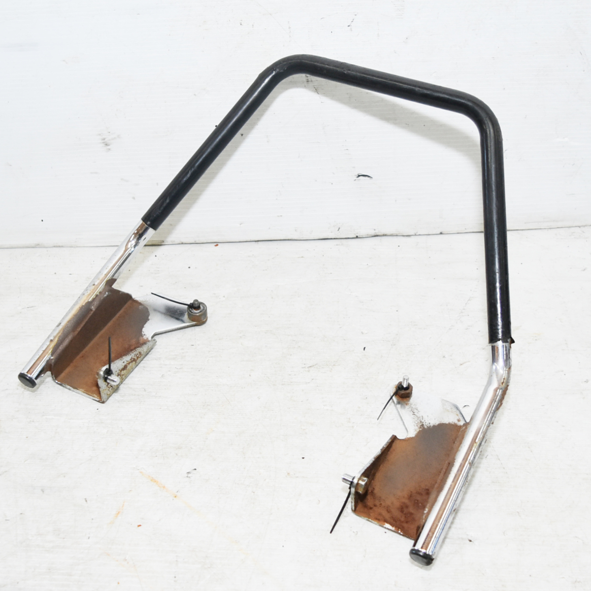 【格安，SALE】 スズキ GSX400 インパルス GK79A タンデムバー グラブバー C AUW(スズキ用)｜売買されたオークション情報、yahooの商品情報をアーカイブ公開 - オークファン スズキ用