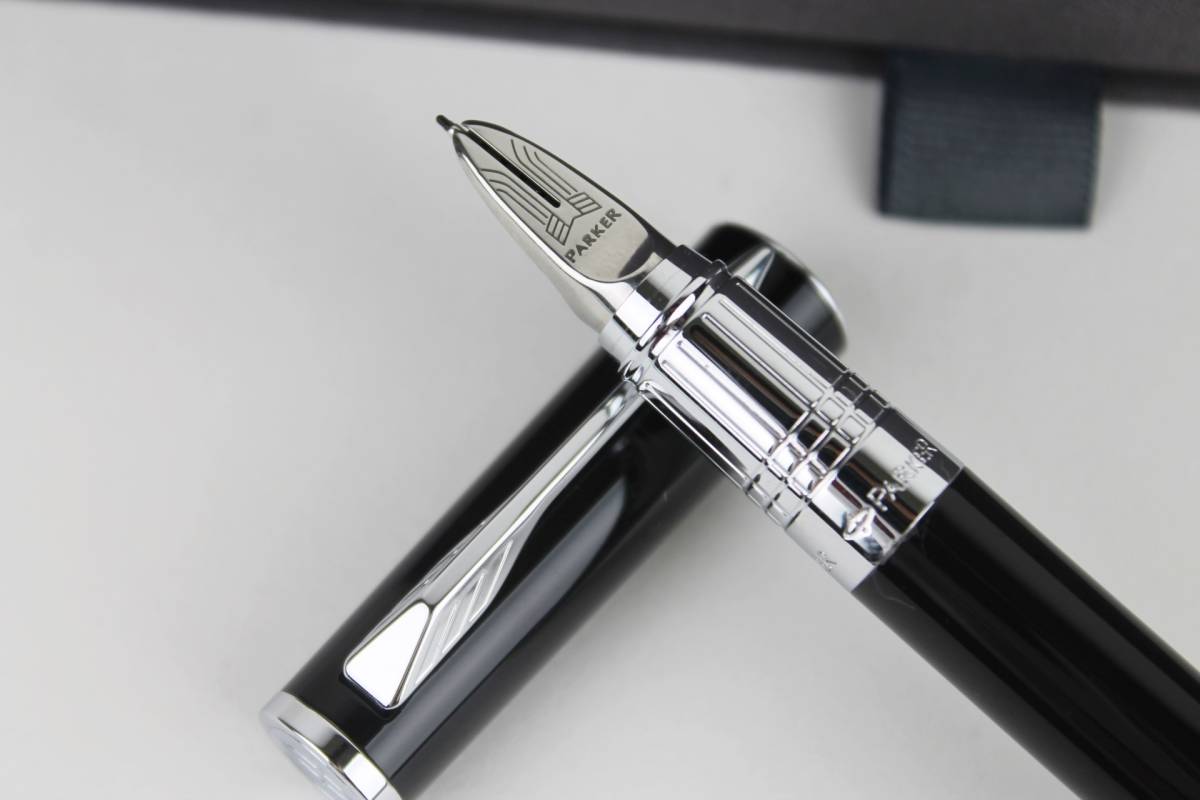 インジェニュイティ パーカー PARKER 5th | ブラックラバー&メタル