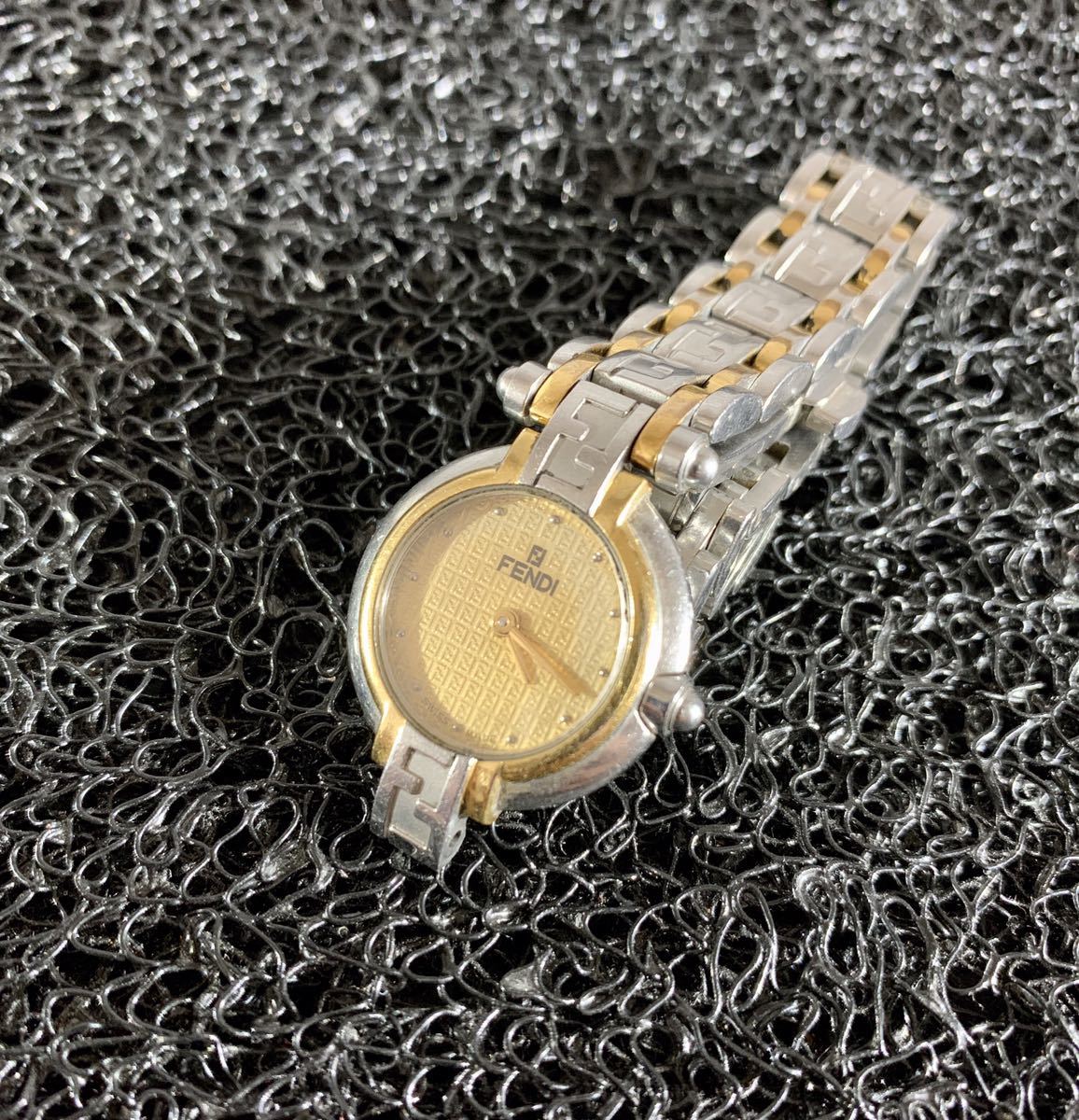 C136★FENDI★フェンディ★オロロジ★レディース腕時計★ブランド★人気★１円スタート★