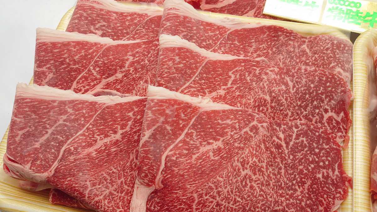 肉オク!茨城A4(常陸牛)　特選和牛切り落とし(肩肉＆外もも)　3.6Kg(16) 肉オク!茨城A5常陸牛 特選 赤身 肩肉 茨城県共通返礼品 )