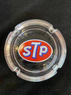 Stp アッシュトレイ 灰皿 アメリカ アメリカン 雑貨 ガレージ アメ車 旧車 ハーレー レトロ ビンテージ ダイナー 自動車関連グッズ 売買されたオークション情報 Yahooの商品情報をアーカイブ公開 オークファン Aucfan Com