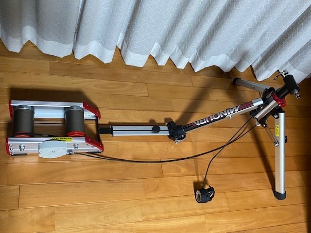  超 ミノウラ MINOURA ローラー台 ハイブリッドローラー FG540(トレーニング機器)｜売買されたオークション情報、yahooの商品情報をアーカイブ公開 - オークファン トレーニング機器