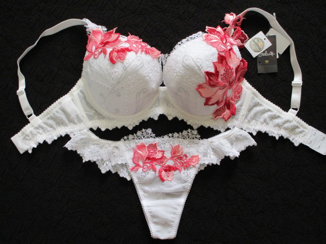 サルート/39G/アテナ/GY/ソング/M/店舗限定/Salute サルート⁄39G⁄アテナ⁄GY⁄ソング⁄M⁄店舗限定⁄Salute ワコール