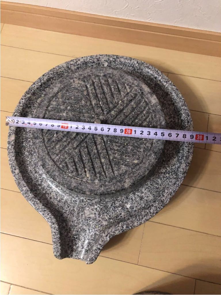  ★お買得品★石臼 （いしうす） ひき臼 （ひきうす）調理道具/碾き臼/石挽き臼/石臼挽き/手挽き★上石直径21cm型 ★現状品★