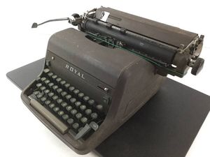 アンティーク タイプライターのYahoo!オークション(旧ヤフオク!)の相場