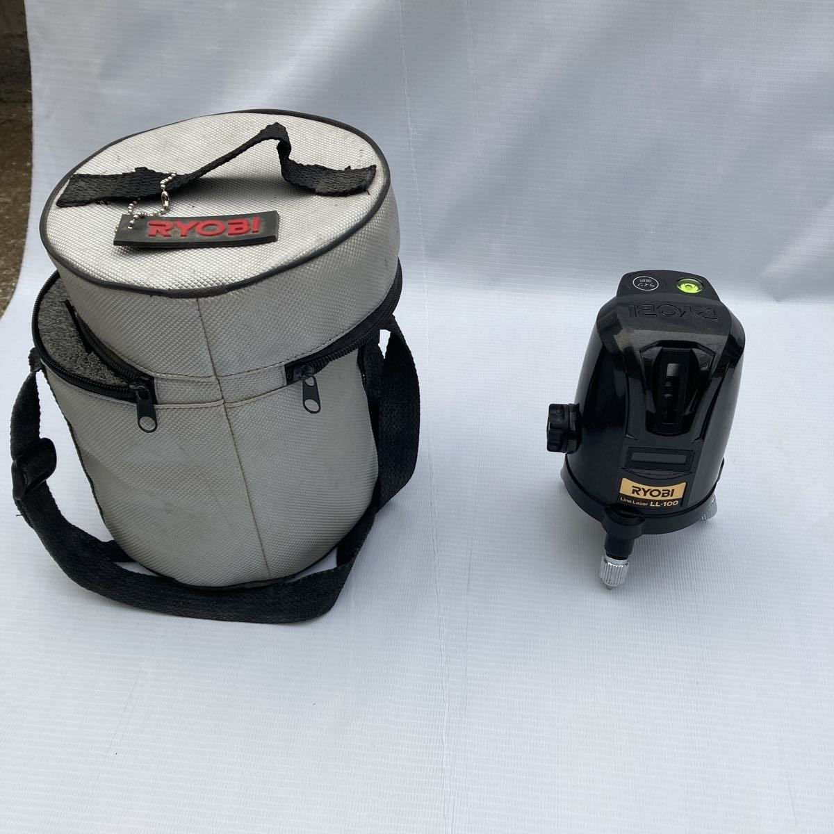 通電確認済みRYOBI ⁄ リョービ レーザー墨出器 LL-50 Line Laser