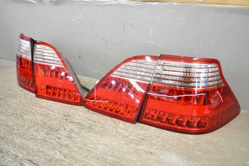 トヨタ 18 クラウン ロイヤル 後期 純正 LED テール ライト ランプ 