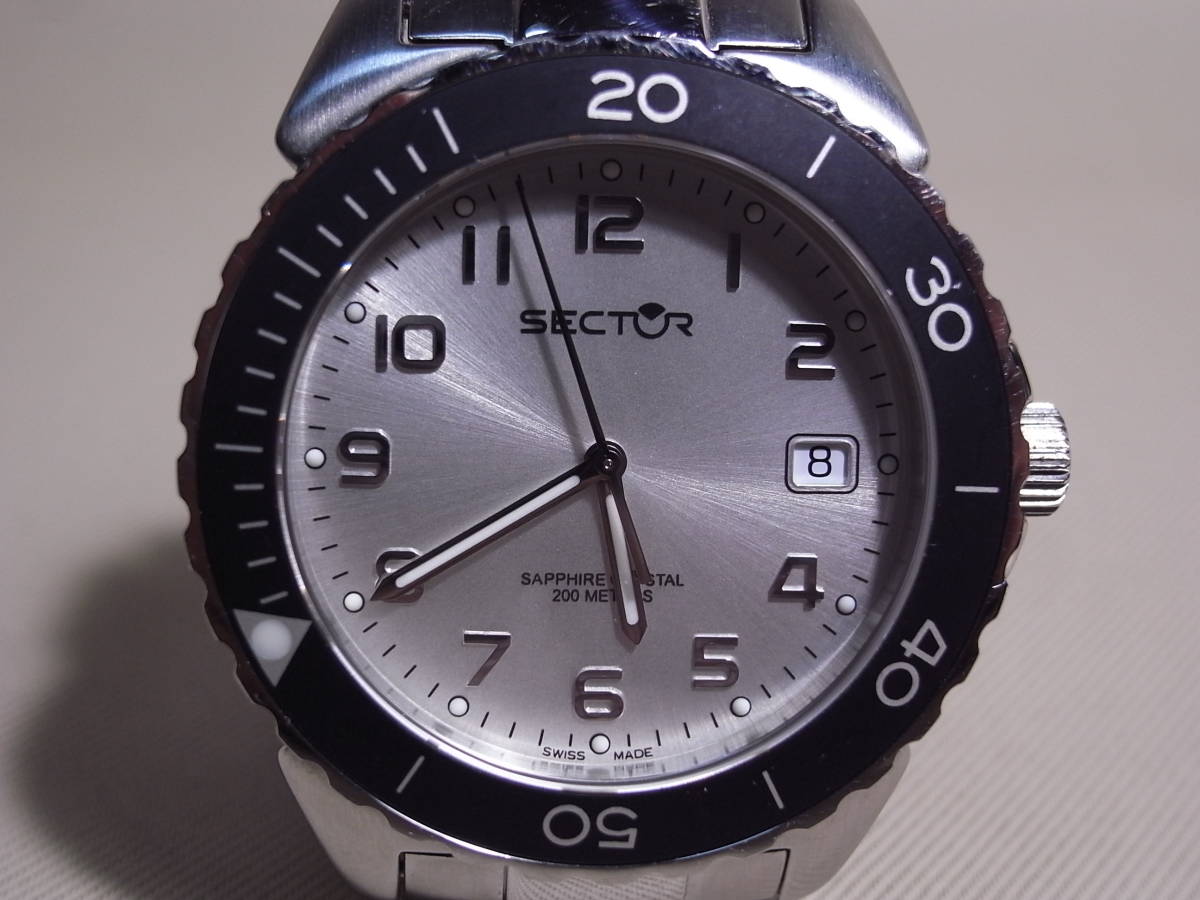 SECTOR 200M QUARTZ ダイバー SWISS made SECTOR SWISS 0 METERS DIVER 