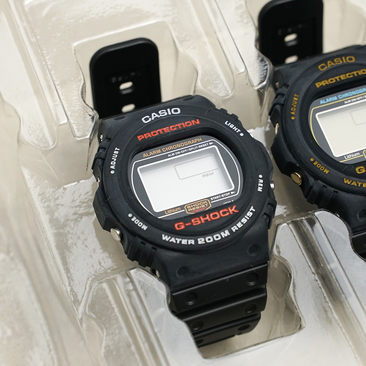 レア G Shock Dw 5700c 1v Dw 5700c 9gv 10周年記念キーホルダー付 Gショック Casio カシオ スティングモデル コラボレーションモデル 売買されたオークション情報 Yahooの商品情報をアーカイブ公開 オークファン Aucfan Com