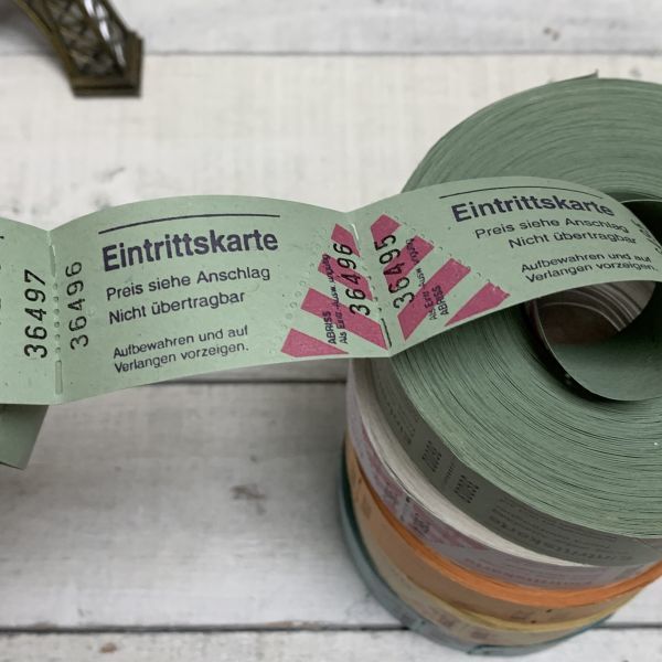 ドイツ　ロールチケット　5色　1ロール500枚×2500枚セット　ストライプ　検）アンティーク　輸入雑貨　ラッピング　コラージュタグ紙もの 052・Ａ-1379 アメリカチケット 券売機ロール紙 チョコレート : エフケイ