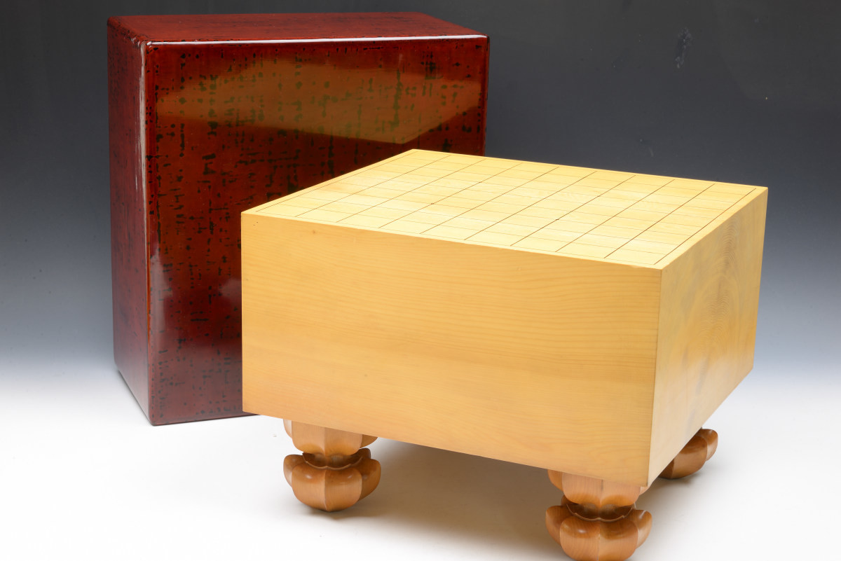 WA】将棋盤 本榧 厚み 約五寸八分 5.8寸 17.5㎝ 漆塗り盤覆付 底面