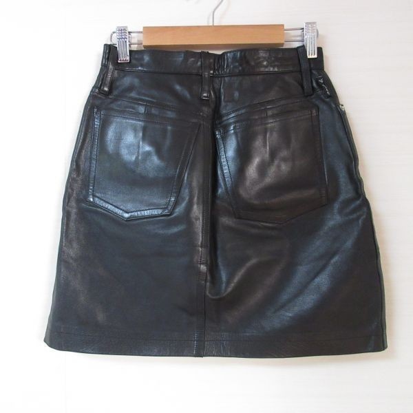 美品 フランス製 agnes b. アニエスベー ボタンフライ 革 レザー ミニ 