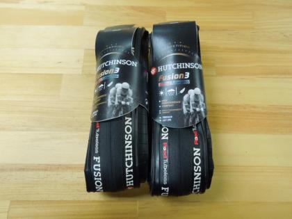 お得，豊富な 2本セット FUSION3 フュージョン３ TUBELESS 23C チューブレス HUTCHINSON ハッチンソン ユッチンソン(700C（クリンチャー、WO）)｜売買されたオークション情報、yahooの商品情報をアーカイブ公開 - オ タイヤ