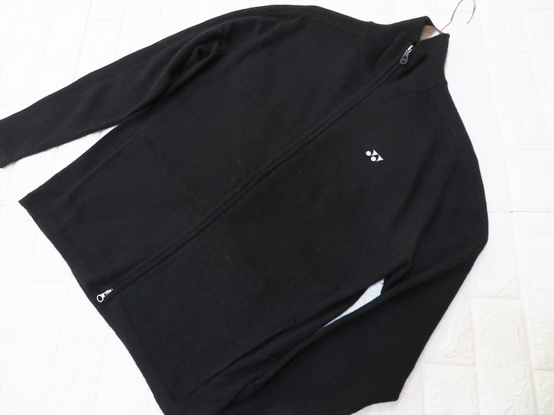 定番，正規品 YONEX ヨネックス ゴルフ メンズ ダブルジップ カシミヤ100％セーター LL 黒(セーター)｜売買されたオークション情報、yahooの商品情報をアーカイブ公開 - オークファン セーター